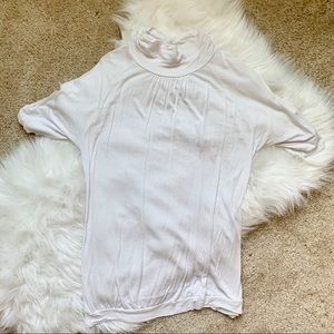 LIZ LANGE White 1/2 Turtleneck Blouse